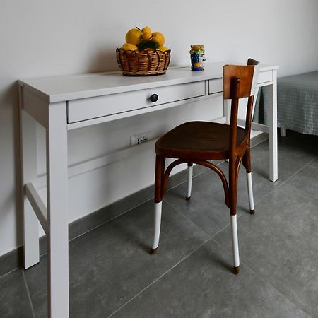 Inkantu B&B Terrasini Phòng bức ảnh