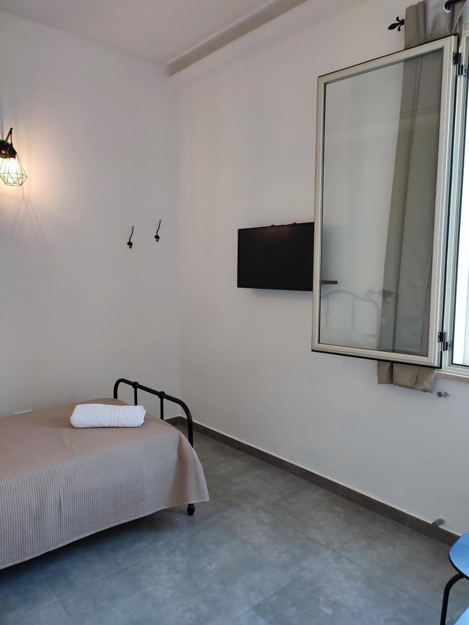 Inkantu B&B Terrasini Phòng bức ảnh