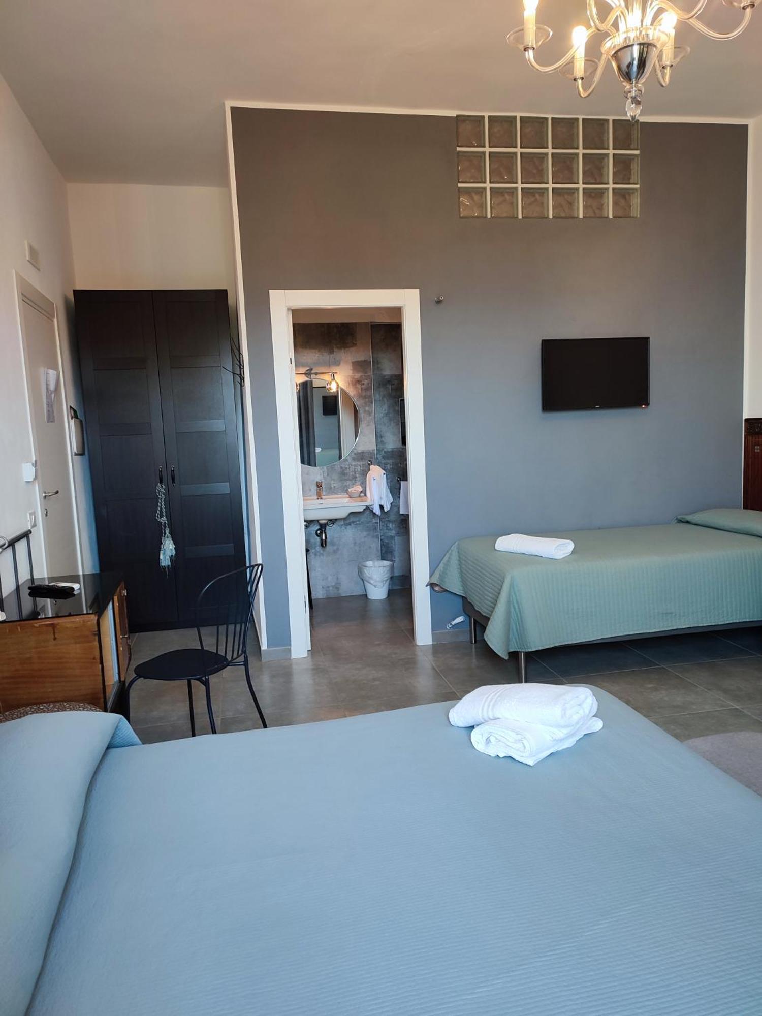 Inkantu B&B Terrasini Phòng bức ảnh